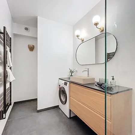 Apartment Bubbles&lights